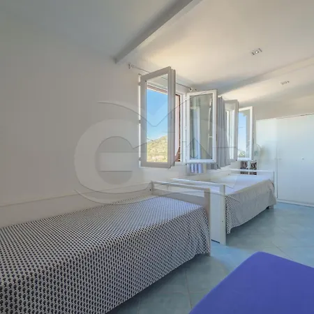 Casa Dell'asino - Goelba *