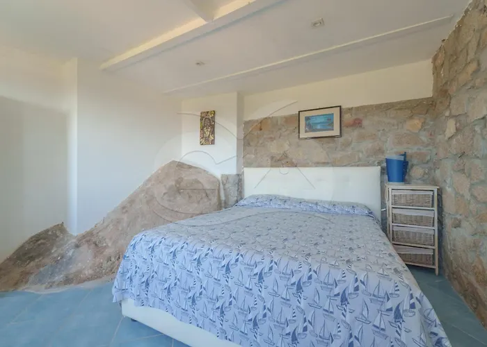 Casa Dell'asino - Goelba Апартаменты Фетовайя